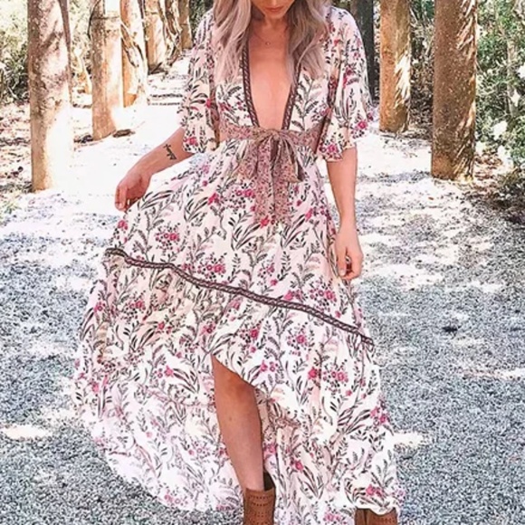 Boho Floral Cut out butterfly sleeve Cottagecore dress - Picture 11 of 13